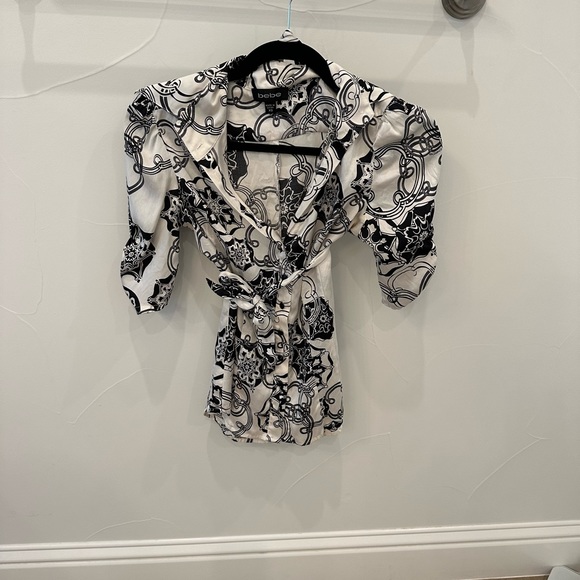 Bebe Patterned Blouse - XS - Picture 3 of 13